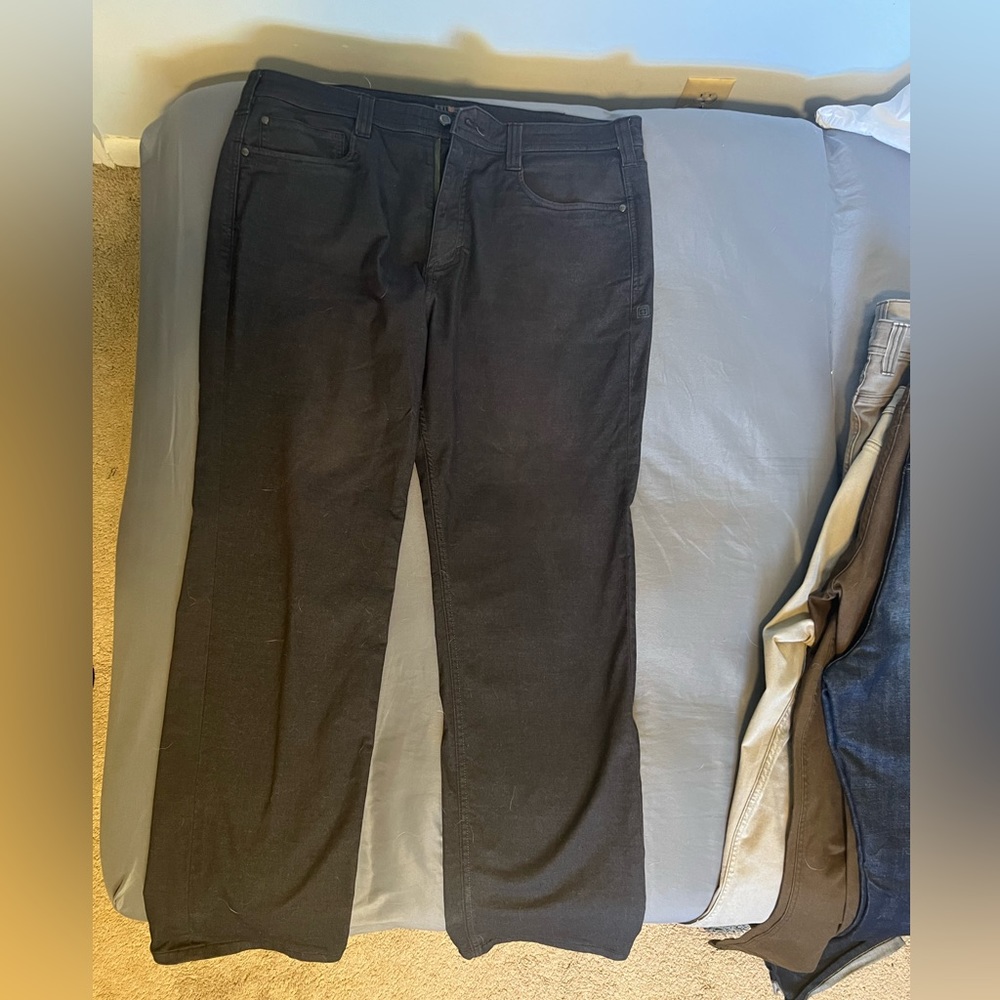 5.11 tactical defender flex charcoal 38x32